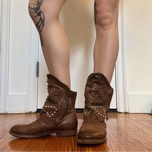 A.S 98 Brown leather studded ankle boots
size EU 36